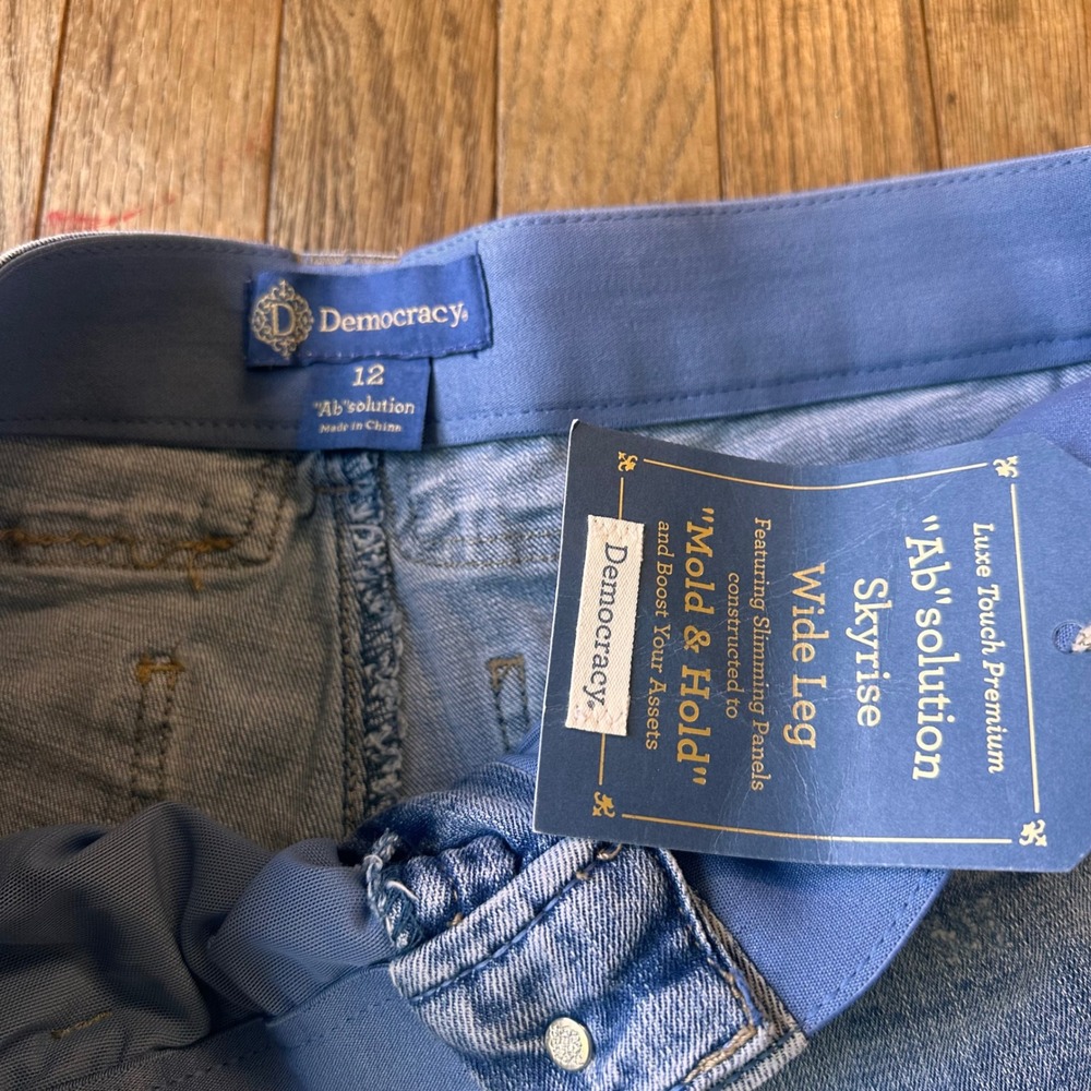 Democracy Ab Solution Skyrise Wide Leg Jeans Womens 12 High Rise Distressed Blue - Picture 2 of 7